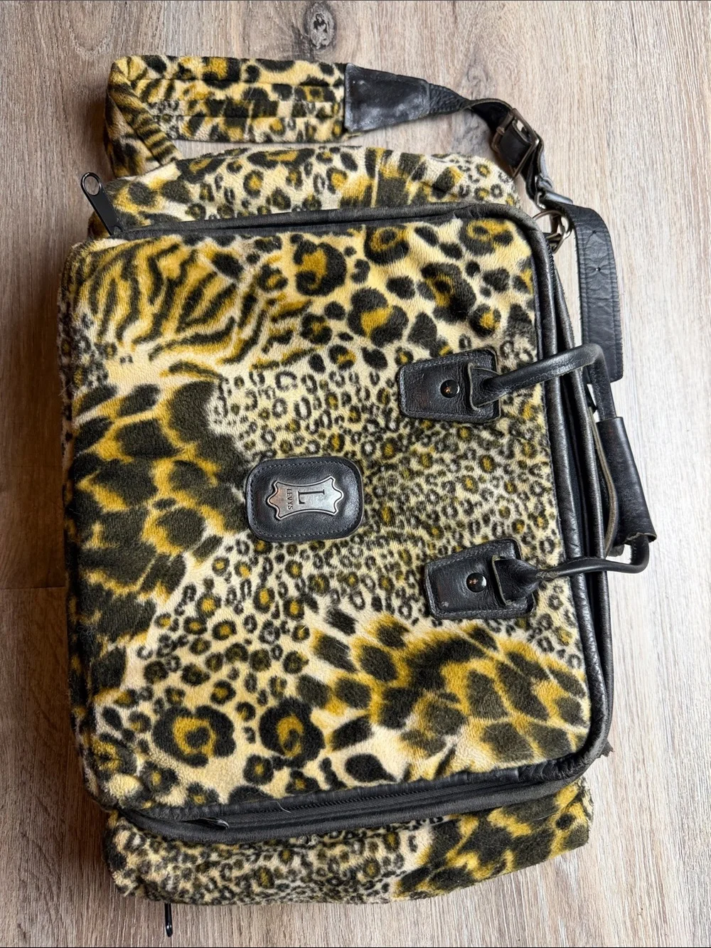 Rare Vintage Levy’s Leather Leopard Print Travel Messenger Bag